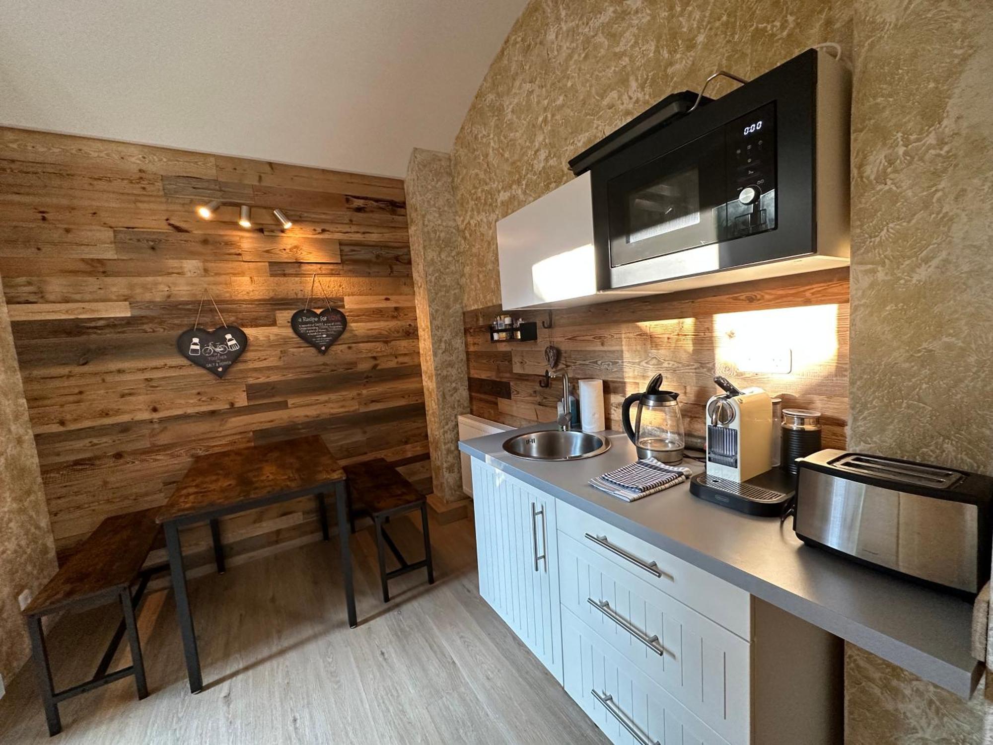 Ferienwohnungen Schweizerhaus Dresden Zimmer foto